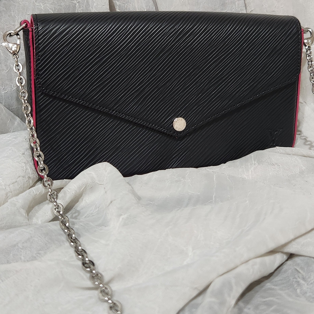 Louis Vuitton Pochette Félicie Epi Purse